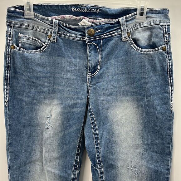Maurices original distressed size 16 reg denim capri - Picture 2 of 5